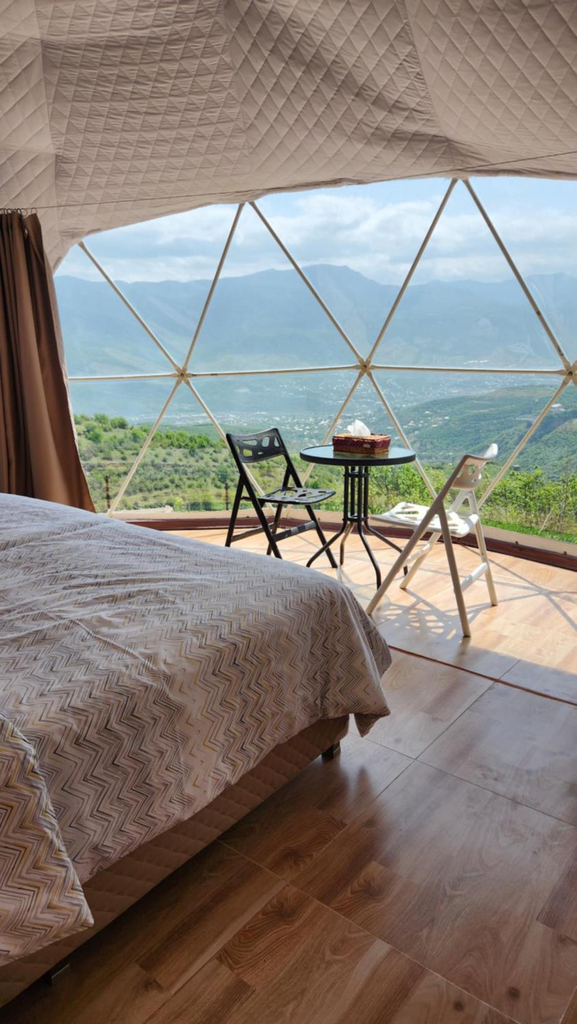 Yenokavan Glamping Иджеван Стая снимка